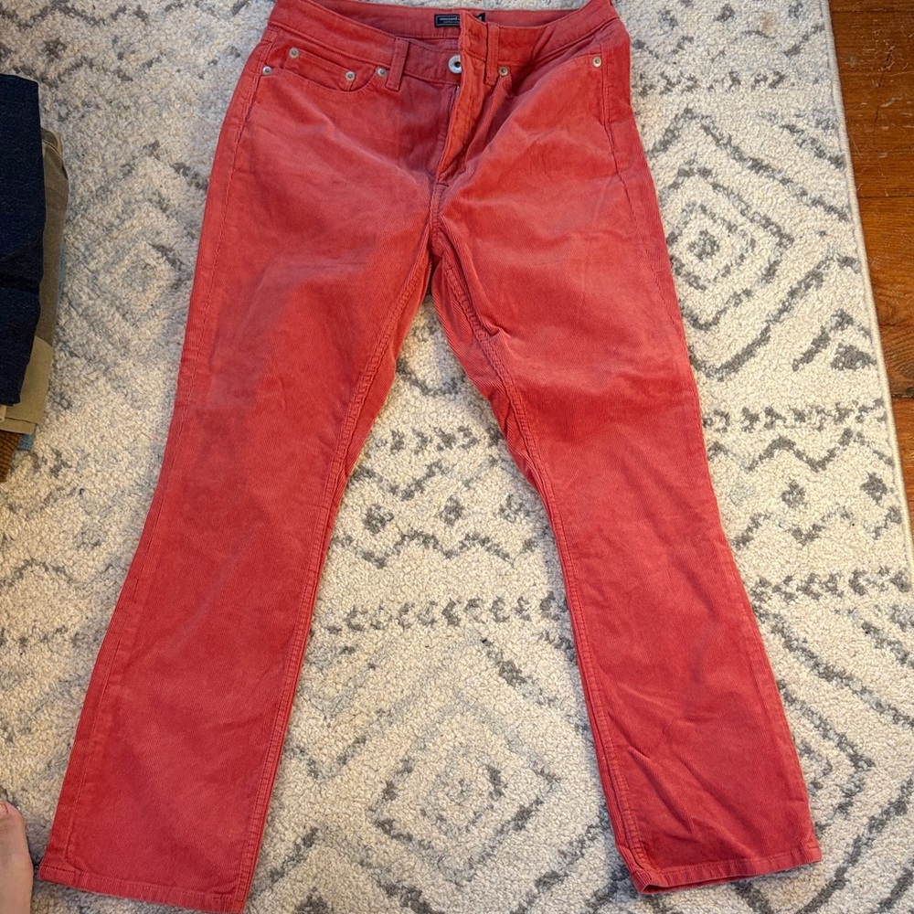 NWOT Vineyard vines Nantucket Red Corduroy Pants